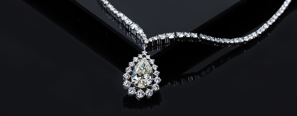 Classic-Solitaire-Pendant-Styles