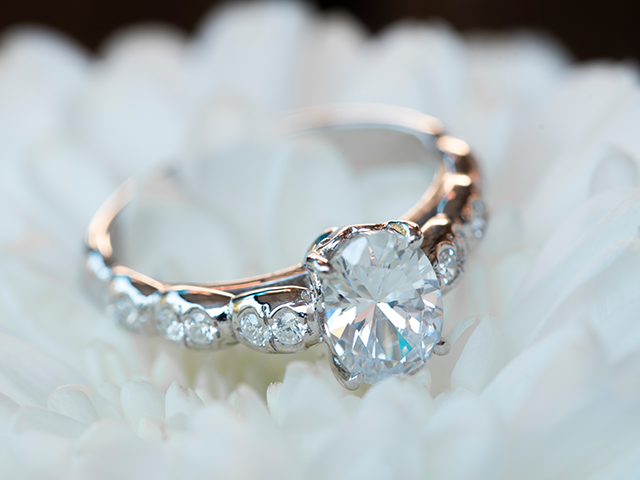 How Do I Choose the Best Engagement Ring